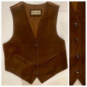 PAN-ASIA | vintage 70s button down unisex suede vest in chocolate brown, medium